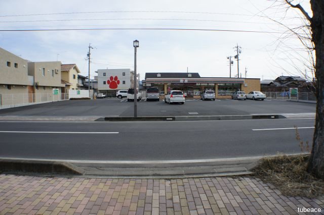 セブンイレブン長野三本柳店　約590ｍ（徒歩8分）