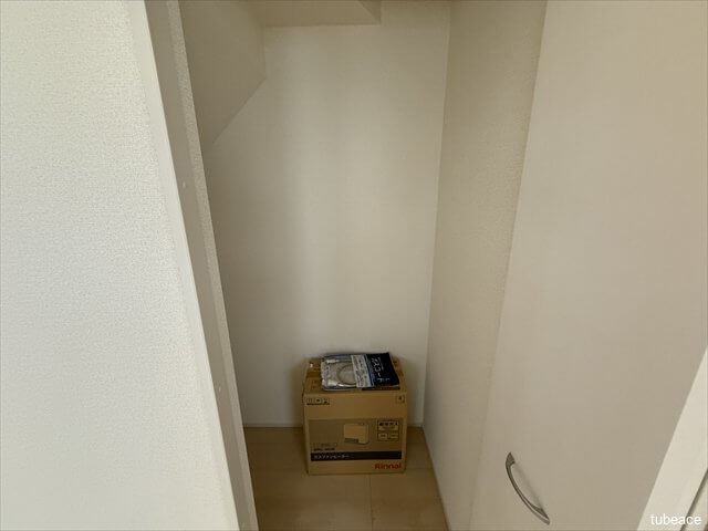 リビングに収納スペースがあるのは便利ですね。