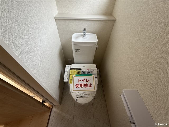 2階にもトイレがあるので、朝の時間などは安心ですね。