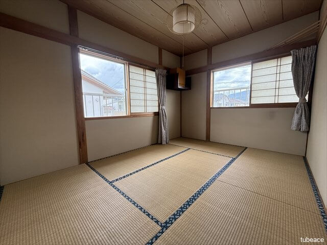 落ち着いた雰囲気の和室。趣味部屋や仏間としてもご活用いただけます。