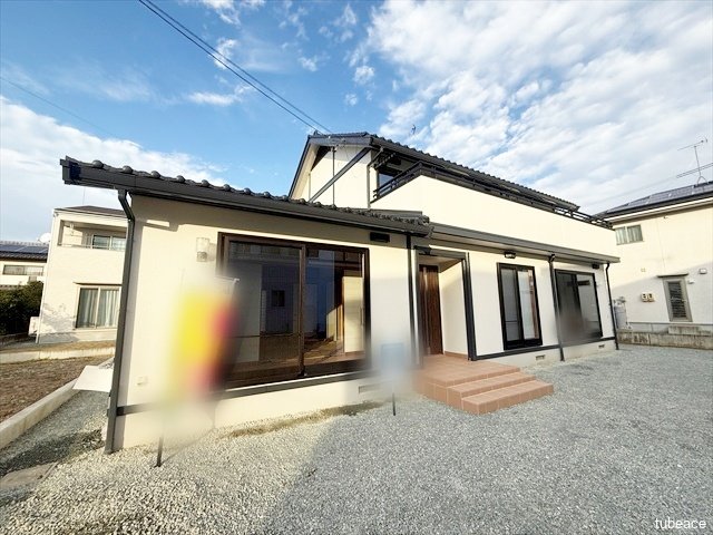 まずご覧頂きたいのがこの堂々とした外観です。なんか背筋がシャキッとしますよね。（え、私だけ？）