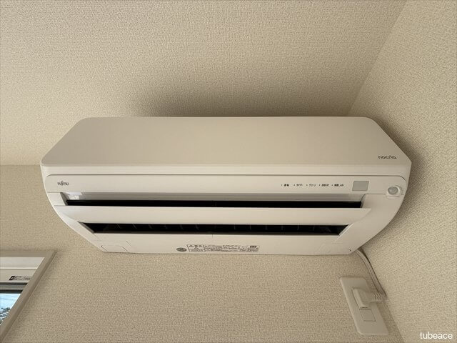 リビングにはエアコンが１台設置済みです。