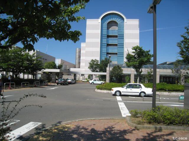 長野市民病院 約800m(徒歩10分)