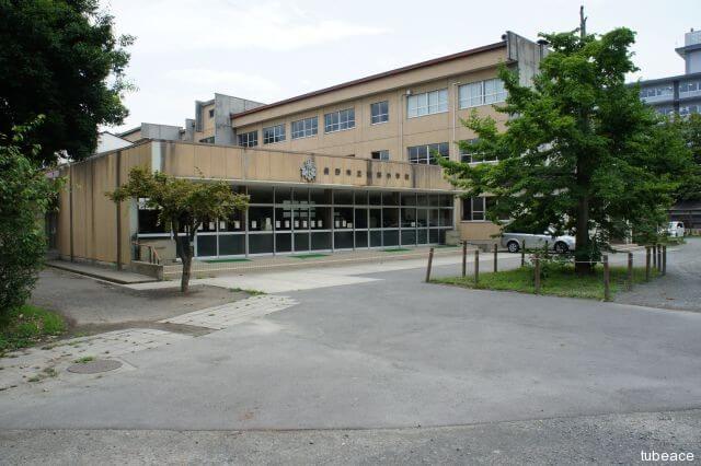 南部小学校 約1,598m(徒歩20分)