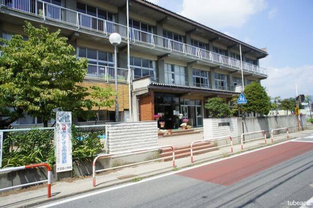大豆島小学校 約650m(徒歩9分)