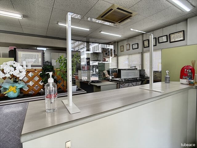 株式会社中部エースのカウンター・アクリル板・除菌