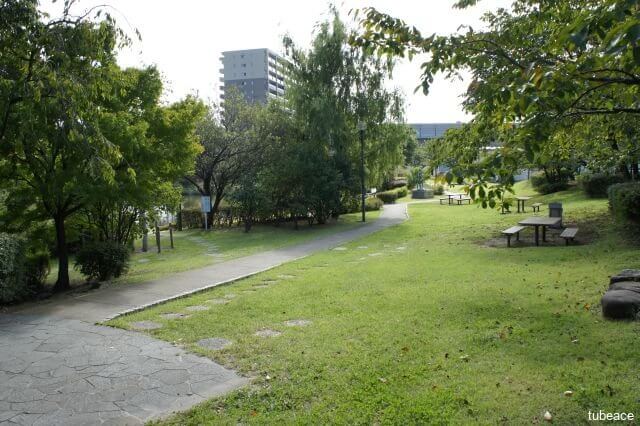 辰巳公園 約671m(徒歩9分)