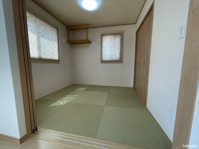 和室　4.5帖　リビング隣の和室は来客時にも便利です。