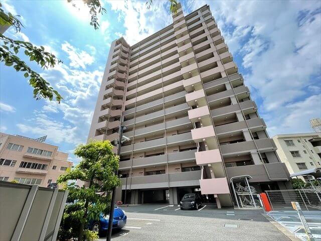 JR「長野」駅より徒歩約5分と通勤通学に大変便利です。