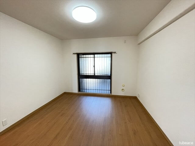 家具の配置がしやすい洋室。