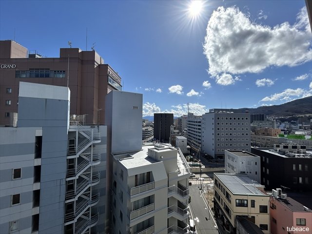 バルコニーからは長野市街地を見ることが出来ます。